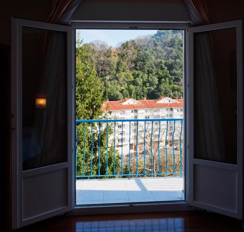 Hotel Txaraka Bermeo Exterior foto