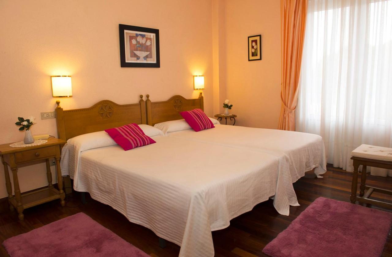 Hotel Txaraka Bermeo Quarto foto